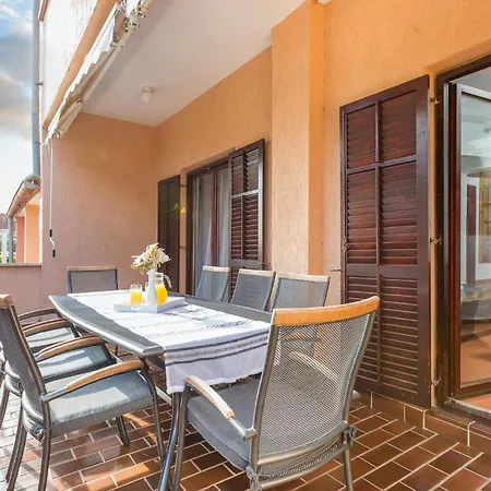 Four-bedroom In * Fažana