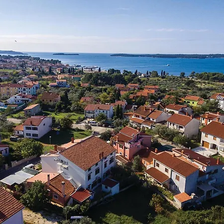 Lejlighed Four-bedroom In